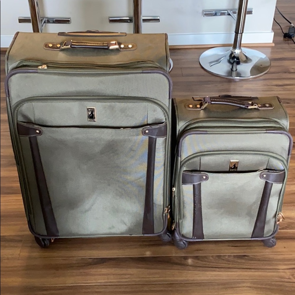 London Fog Large Suitcase and Carry on.